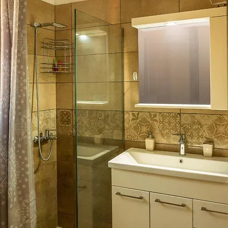 Sun And Stone * Athánion